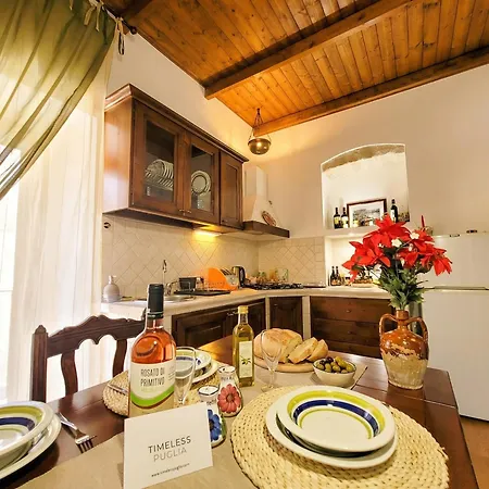 Tatiana - Historic With Private Rooftop Terrace * Bari