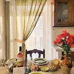 Tatiana - Historic With Private Rooftop Terrace 바리