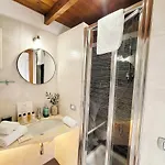 Tatiana - Historic With Private Rooftop Terrace Bari